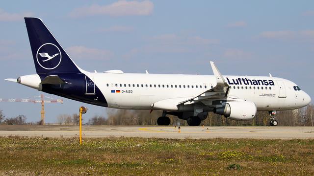 D-AIZO:Airbus A320-200:Lufthansa